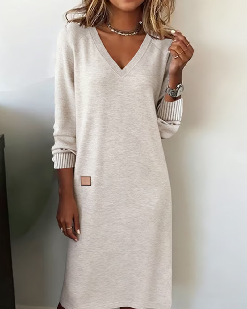 Wynne | V-Neck Jumper Dress