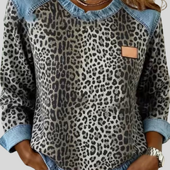 Clara | Leopard Print Jumper with Contrast Collar