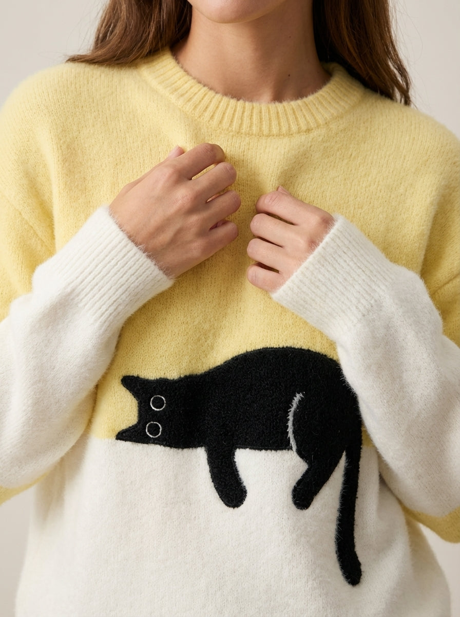Luna | Cat Graphic Sweatshirt