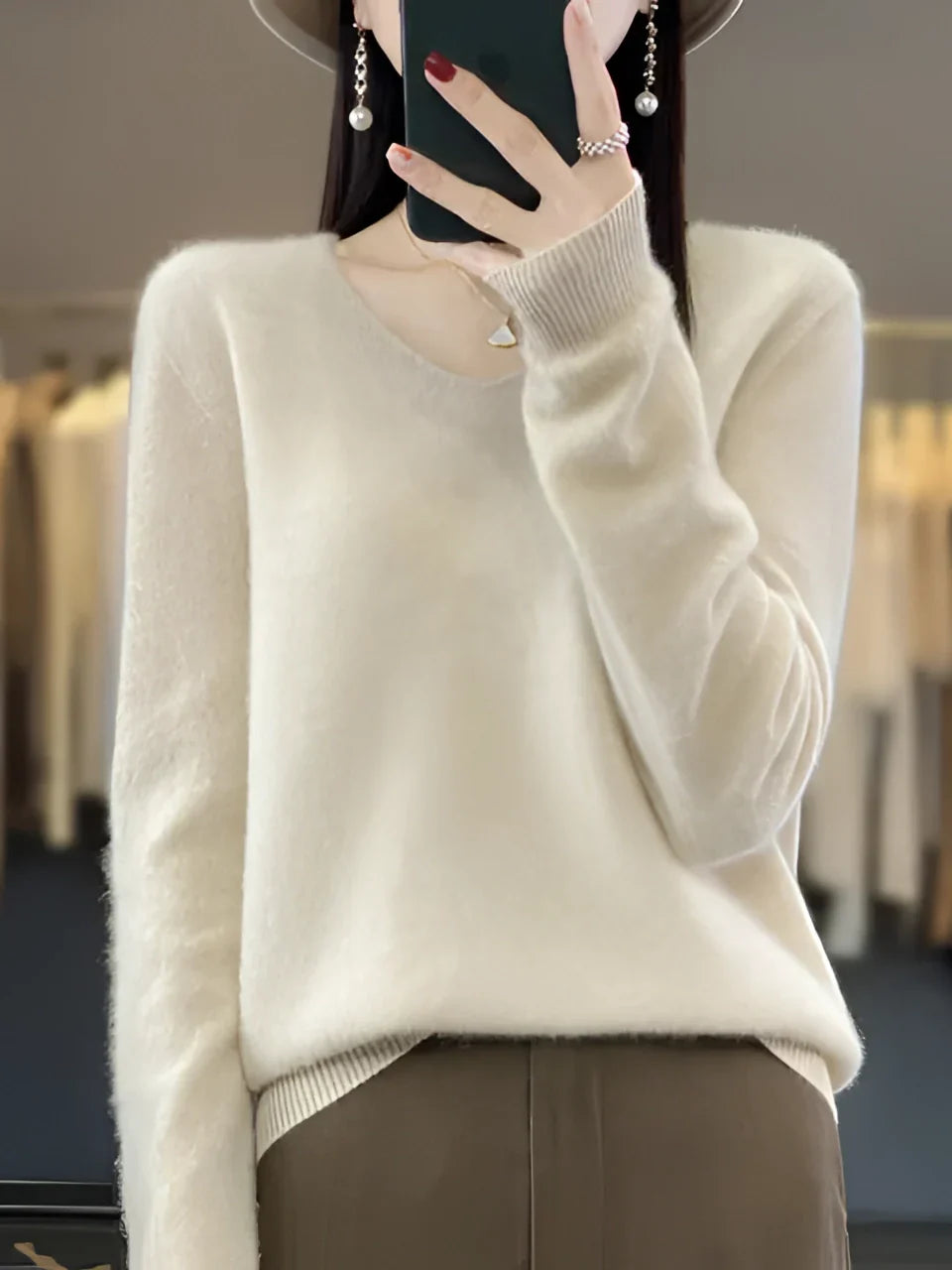 Isabella | V-Neck Sweater