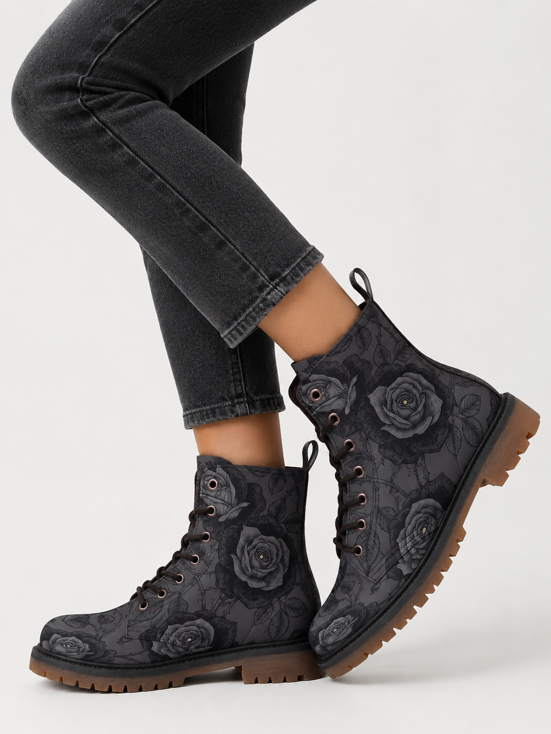 Acherontia | Leather Boots