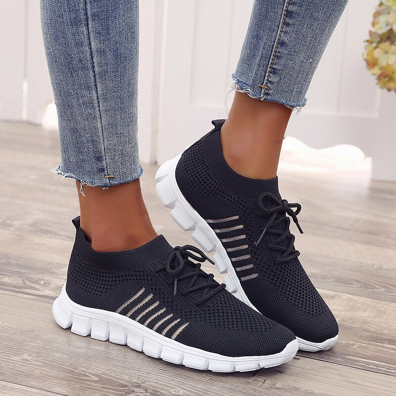 Esta | Mesh Orthopaedic Trainers