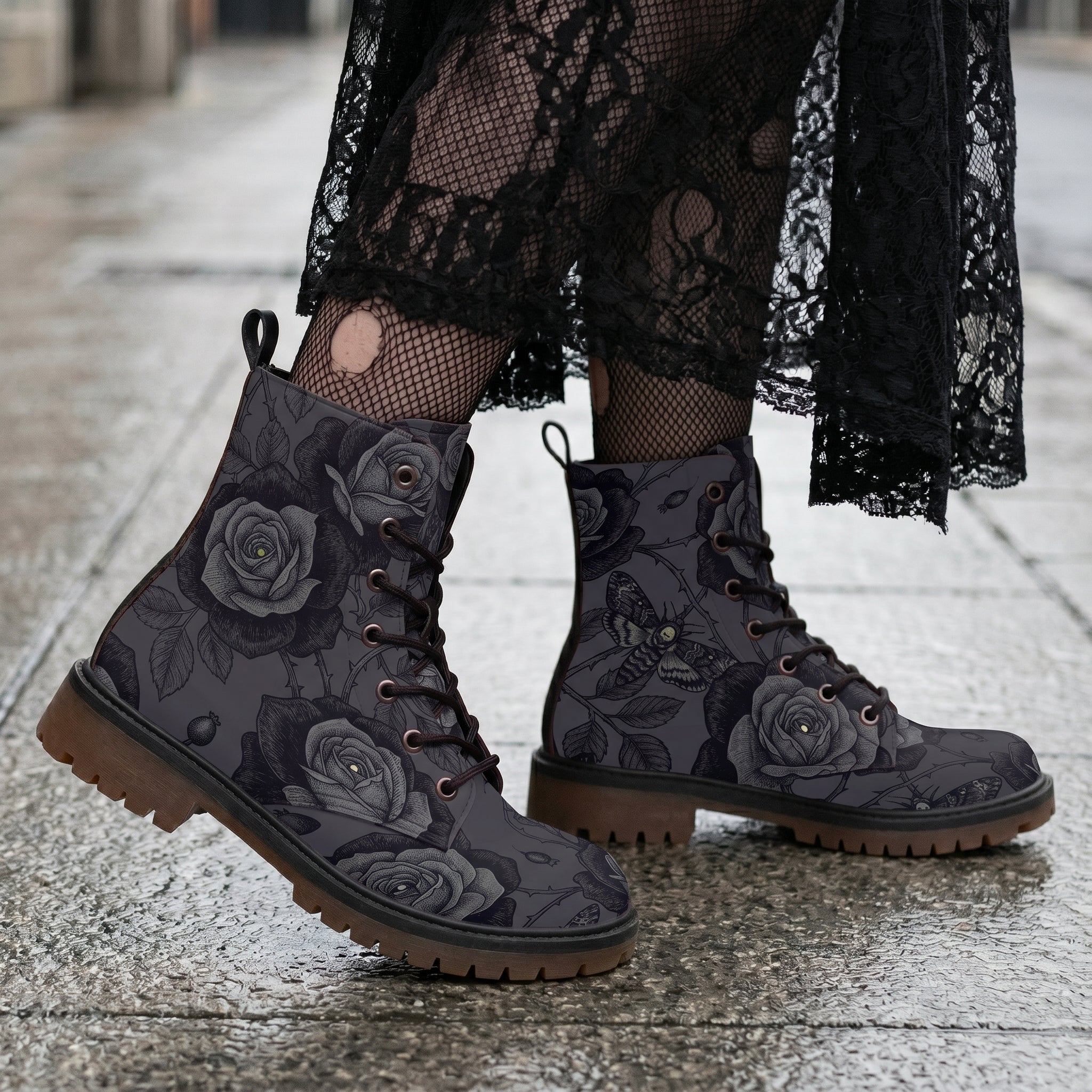 Acherontia | Leather Boots
