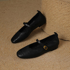 Wani | Leather-Look Flats