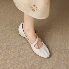 Quira | Round-Toe Mary Jane Flats
