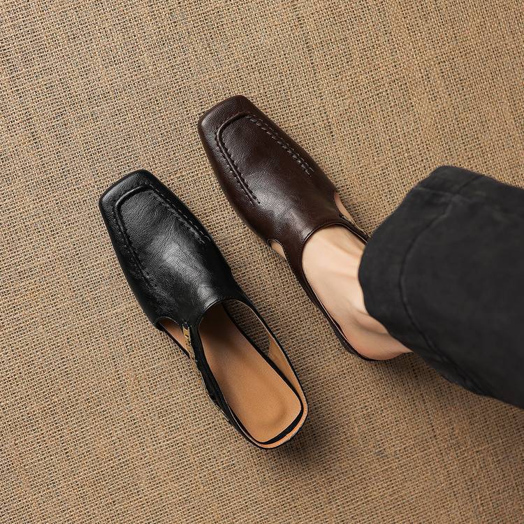 Vyla | Leather-Look Mules
