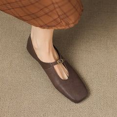 Elspeth | High-Vamp Mary Jane Flats