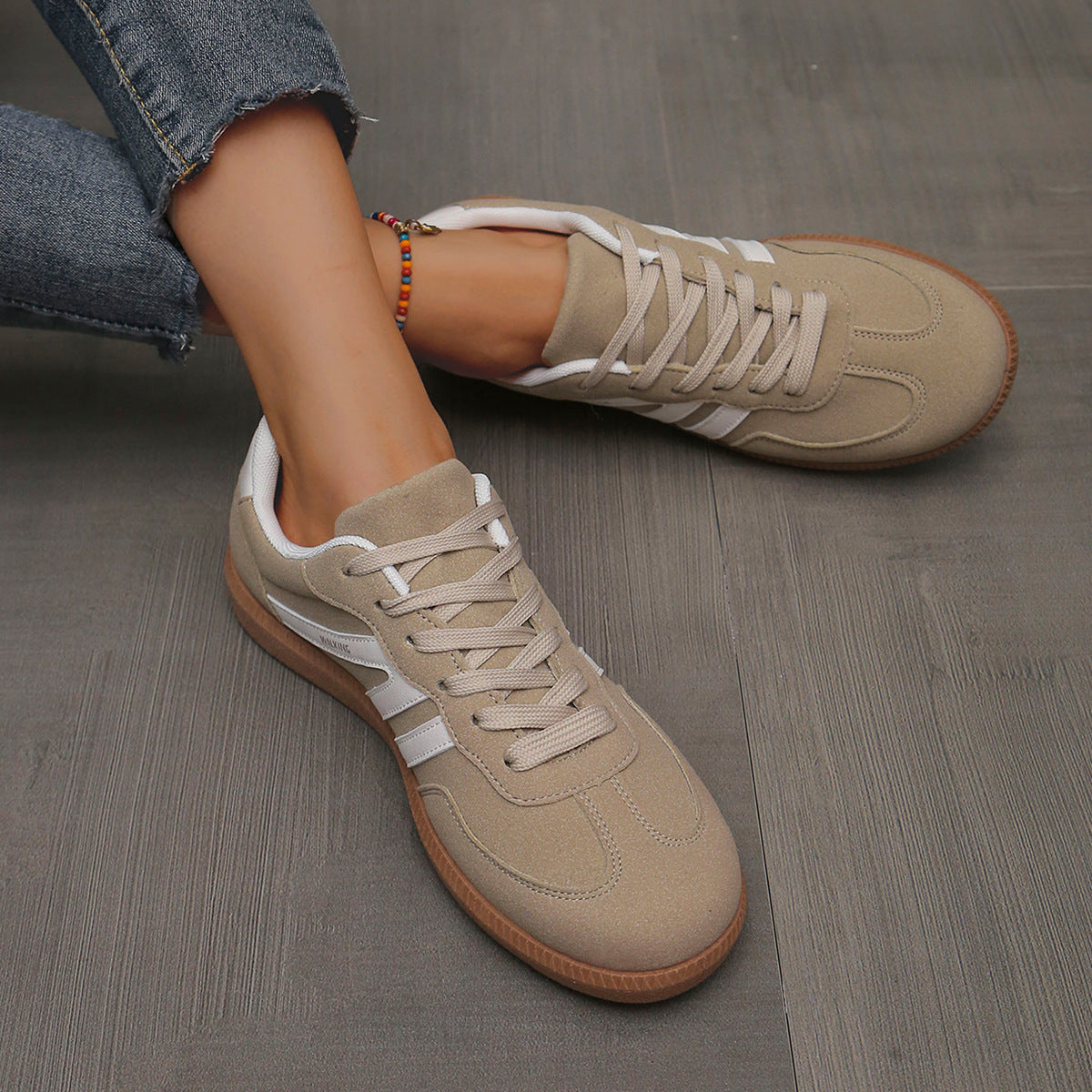 Liza | Orthopaedic Trainers