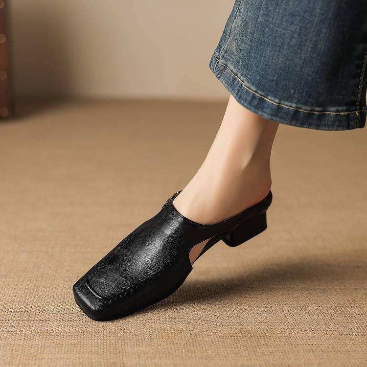 Vyla | Leather-Look Mules