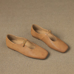 Elspeth | High-Vamp Mary Jane Flats