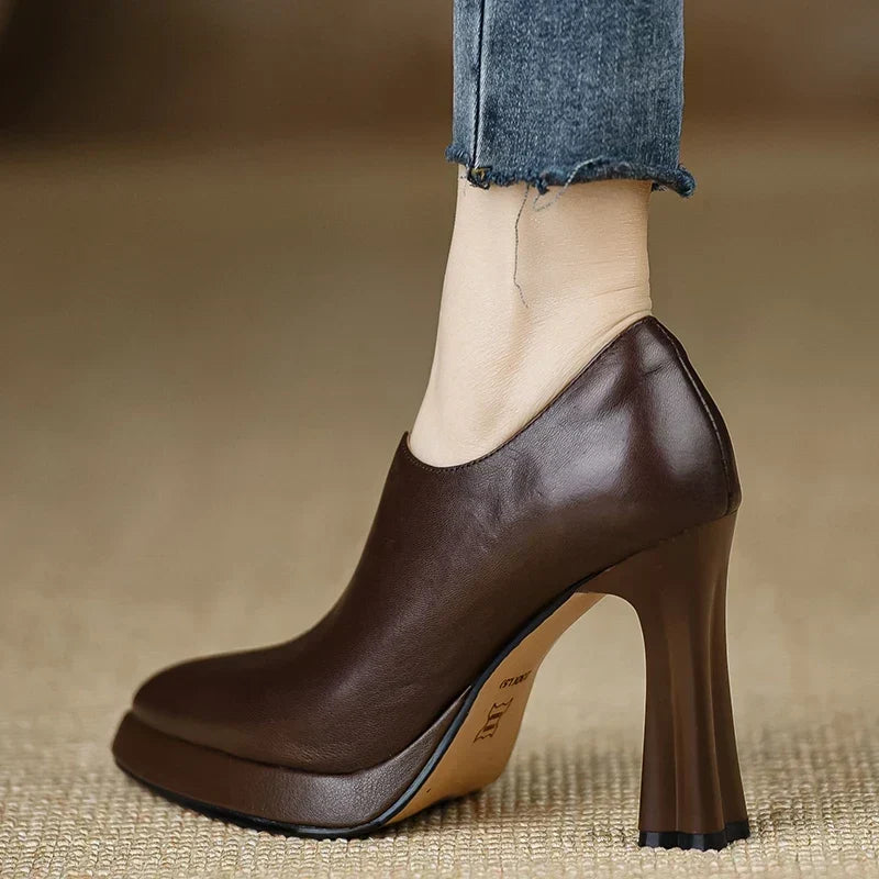 Anita | Leather-Look Heels