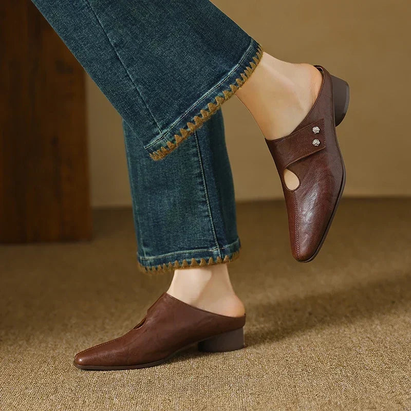Olga | Leather-Look Mules