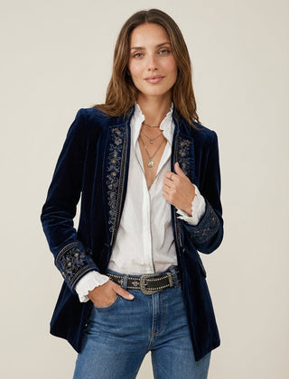 Nuria | Elegant Velvet Jacket