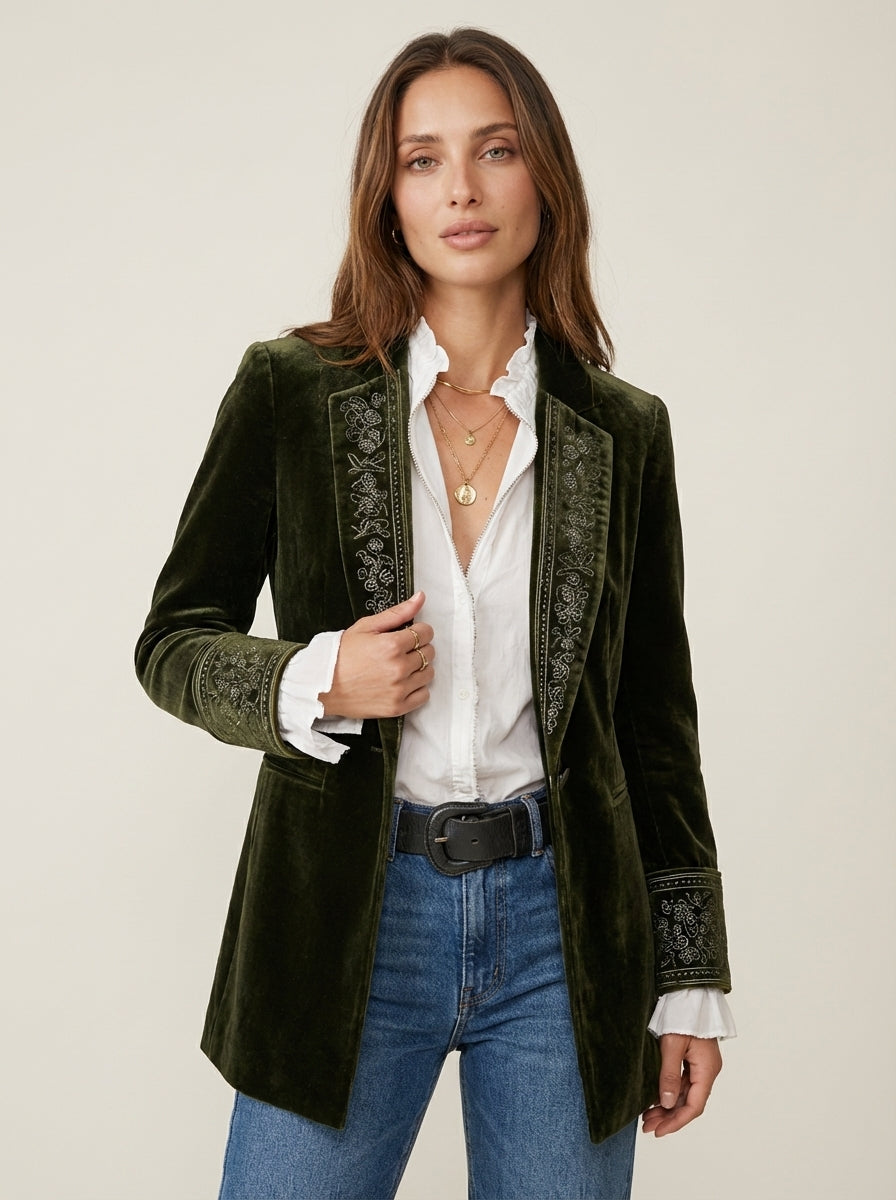 Nuria | Elegant Velvet Jacket
