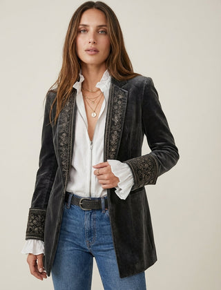 Nuria | Elegant Velvet Jacket