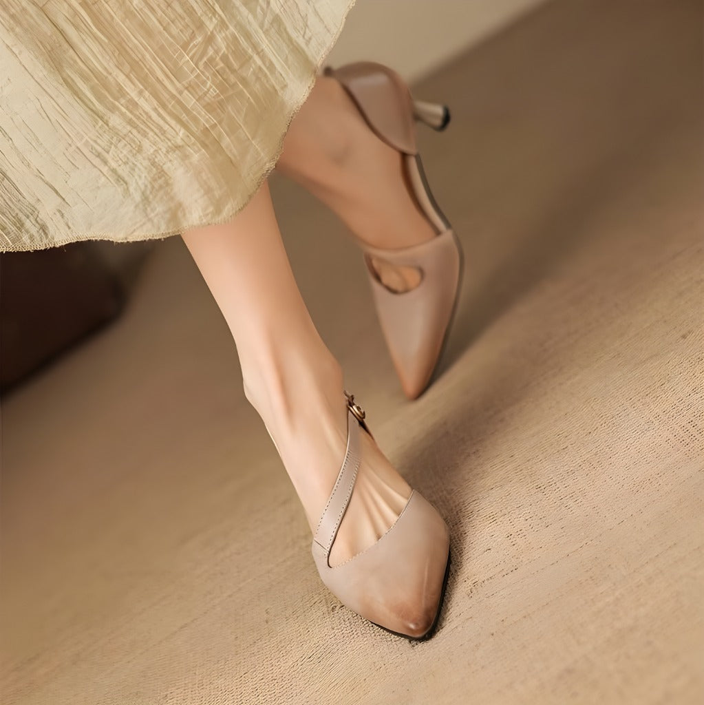 Avena | Crossover-Strap Heels
