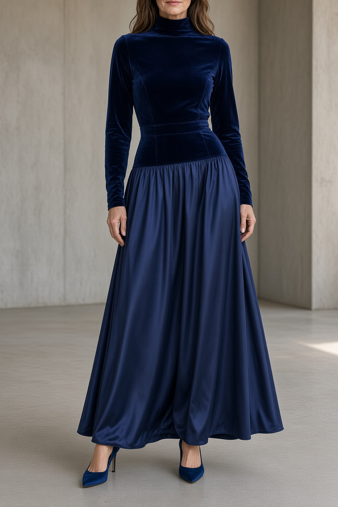 Vivien | High-Neck Velvet Maxi Dress