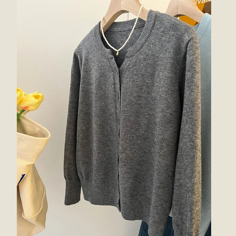 Elena | Cropped Crew-Neck Knitted Cardigan