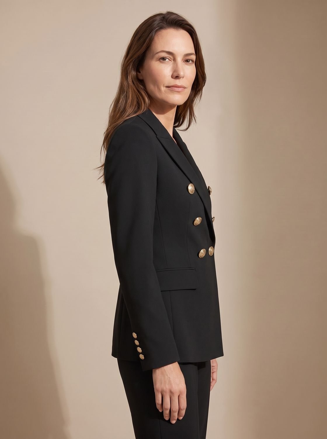 Marianne | Tailored Double-Breasted Gold-Button Blazer